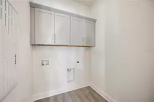 160 Eagleston Ln, Sarasota, FL 34240 - Photo 17
