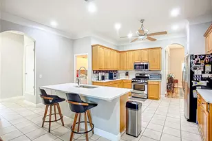 16158 Bridgepark Dr, Lithia, FL 33547 - Photo 9