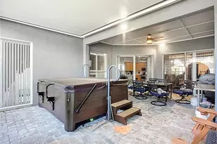 16158 Bridgepark Dr, Lithia, FL 33547 - Photo 37