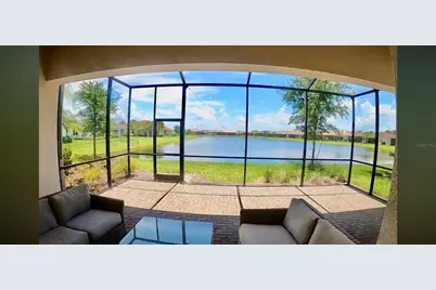 15567 Corona Del Mar Drive, Wimauma, FL 33598 - Photo 11