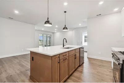 2825 Marrakesh Lane, Sarasota, FL 34234 - Photo 11