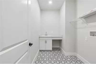 2825 Marrakesh Lane, Sarasota, FL 34234 - Photo 31