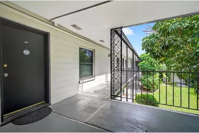 [Address not provided], Tampa, FL 33609 - Photo 3