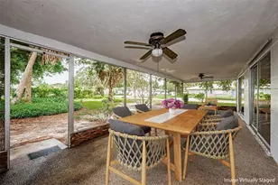 152 58th Ave S, Saint Petersburg, FL 33705 - Photo 9