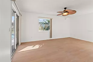 6618 Foxmoor Dr, Zephyrhills, FL 33542 - Photo 21