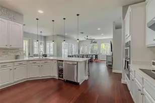 10537 Martinique Isle Dr, Tampa, FL 33647 - Photo 11