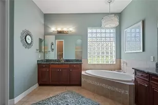 21604 Draycott Way, Land O Lakes, FL 34637 - Photo 37