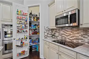 21604 Draycott Way, Land O Lakes, FL 34637 - Photo 19