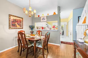 2477 Lake Woodberry Cir, Brandon, FL 33510 - Photo 9