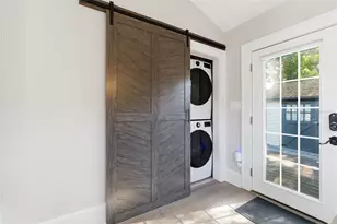 540 9th Ave N, Saint Petersburg, FL 33701 - Photo 29