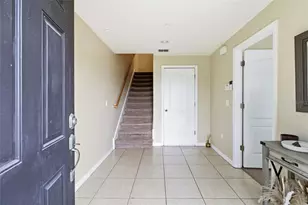 10144 Arbor Run Dr, Tampa, FL 33647 - Photo 7