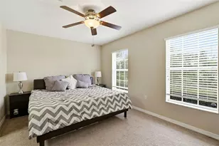 10144 Arbor Run Dr, Tampa, FL 33647 - Photo 7