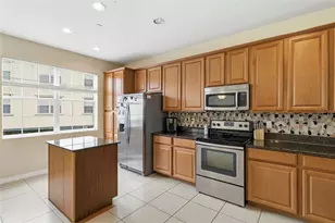 10144 Arbor Run Dr, Tampa, FL 33647 - Photo 17