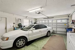 1805 New Bedford Dr, Sun City Center, FL 33573 - Photo 31