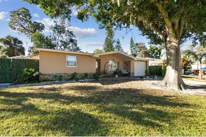 226 Maple Avenue, Palm Harbor, FL 34684 - Photo 5