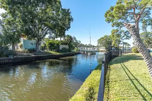 4812 Venetian Pl NE, Saint Petersburg, FL 33703 - Photo 25