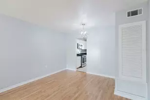 9905 Dahlia Street N, Pinellas Park, FL 33782 - Photo 9