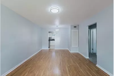 9905 Dahlia Street N #27, Pinellas Park, FL 33782 - Photo 3