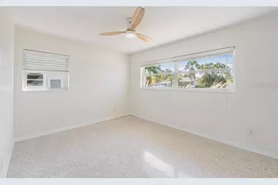 11305 5th Street E, Treasure Island, FL 33706 - Photo 19