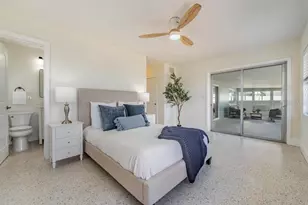 11305 5th St E, Treasure Island, FL 33706 - Photo 13