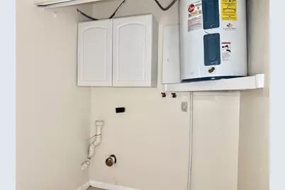 5001 Whiteway Drive, Tampa, FL 33617 - Photo 23