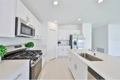 12418 Radiant Crystal Rose #P, Parrish, FL 34219 - Photo 5