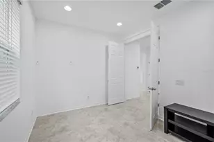 37820 Beacon Brick Dr, Zephyrhills, FL 33540 - Photo 19