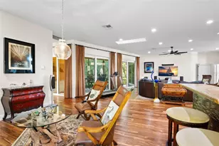 3045 Crest Dr, Clearwater, FL 33759 - Photo 13