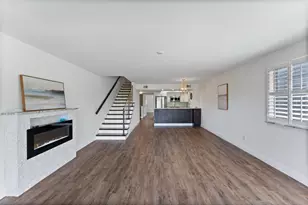 802 Hidden Harbour Dr, Indian Rocks Beach, FL 33785 - Photo 3