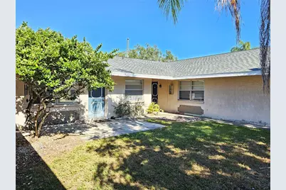 221 NW Jefferson Circle N #20, Saint Petersburg, FL 33702 - Photo 1