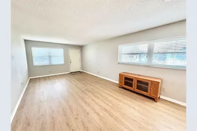 5725 12th Avenue N #201D, Saint Petersburg, FL 33710 - Photo 7