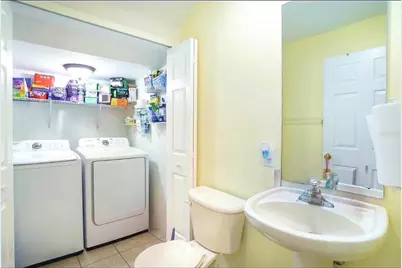 3869 Island Way, Saint Petersburg, FL 33705 - Photo 5