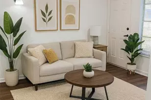 14002 Capitol Dr, Tampa, FL 33613 - Photo 5