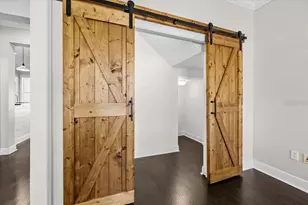 14517 Cotswolds Dr, Tampa, FL 33626 - Photo 11