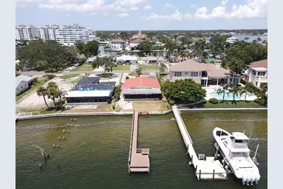 3227 Bayshore Boulevard NE, Saint Petersburg, FL 33703 - Photo 31