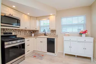 7755 39th Ave N, Saint Petersburg, FL 33709 - Photo 5