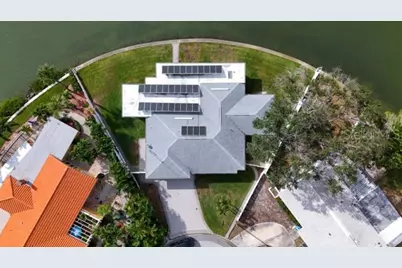 7800 4th Avenue S, Saint Petersburg, FL 33707 - Photo 3