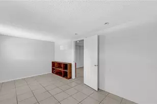 7515 17th Ln N, Saint Petersburg, FL 33702 - Photo 19