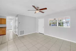 7515 17th Ln N, Saint Petersburg, FL 33702 - Photo 5