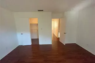 7604 La Mesita Ct, Tampa, FL 33615 - Photo 11