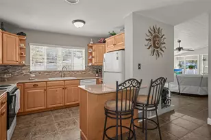 55 Valencia Dr, Dunedin, FL 34698 - Photo 5