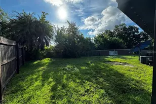 1364 Fairway Dr, Lakeland, FL 33801 - Photo 17