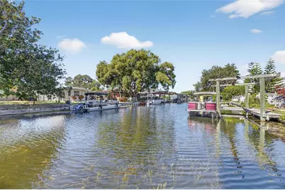 172 Lake Shore Drive W, Palm Harbor, FL 34684 - Photo 57
