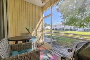 12245 Country White Cir, Tampa, FL 33635 - Photo 15