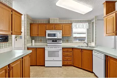 8046 Highpoint Boulevard, Brooksville, FL 34613 - Photo 13