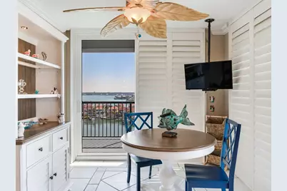 1600 Gulf Boulevard #1018, Clearwater Beach, FL 33767 - Photo 17