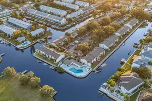 332 Moorings Cove Dr, Tarpon Springs, FL 34689 - Photo 3