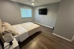 10265 Gandy Blvd N, Saint Petersburg, FL 33702 - Photo 17