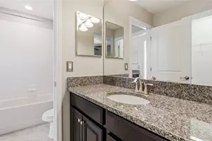 28642 Tranquil Lake Cir, Wesley Chapel, FL 33543 - Photo 31