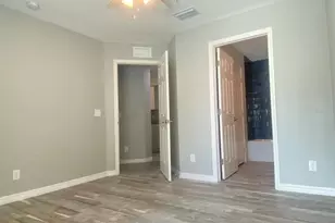 8642 Mallard Reserve Dr, Tampa, FL 33614 - Photo 11